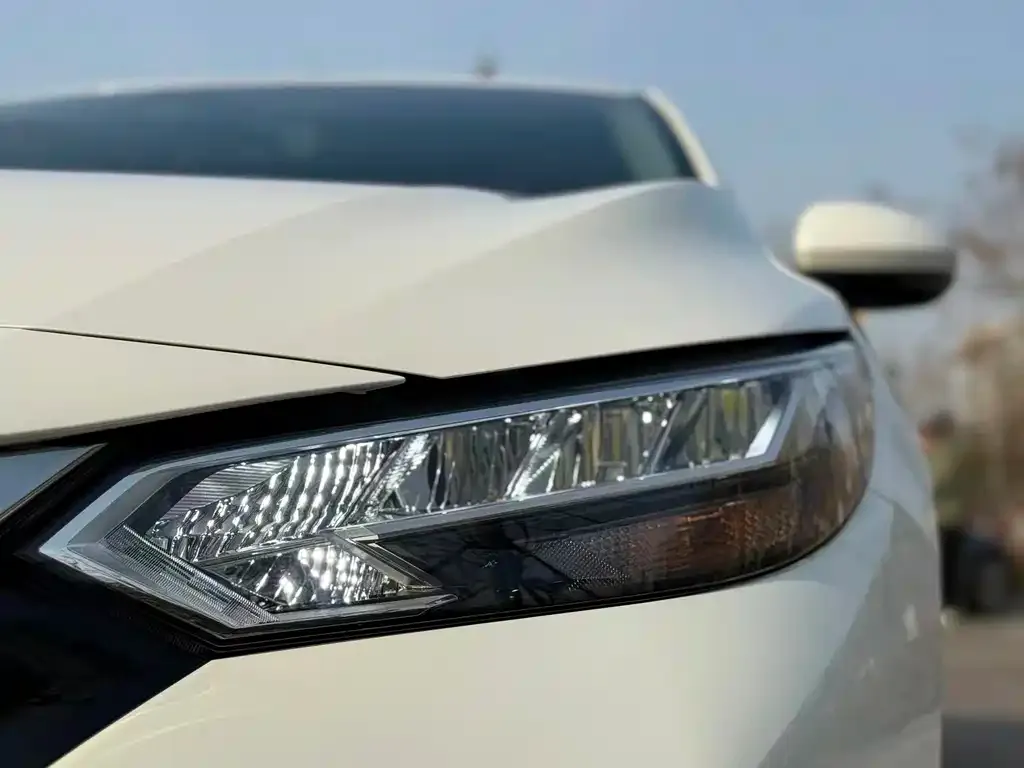 Nissan Sylphy 2023 из CN, фото 3