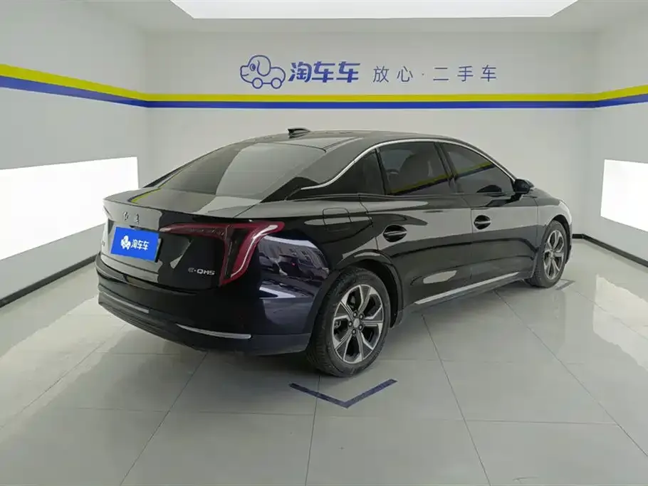Hongqi E-QM5 — фото 2
