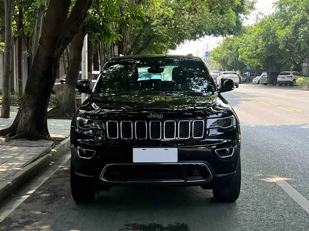 Jeep Grand Cherokee (Import) 2022 из CN, фото 6