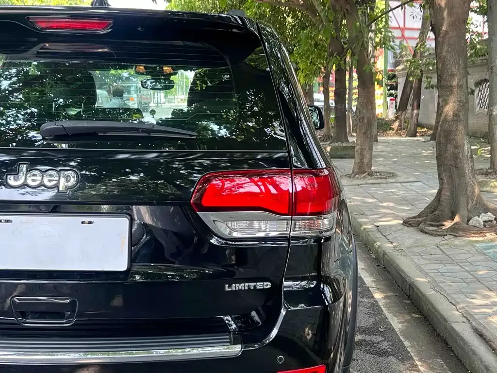Jeep Grand Cherokee (Import) 2022 из CN, фото 7