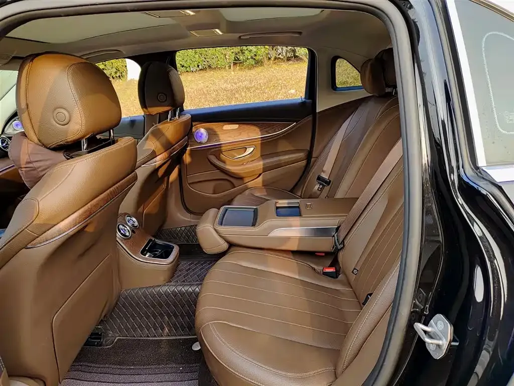Mercedes-Benz E-Class 2023 из CN, фото 10