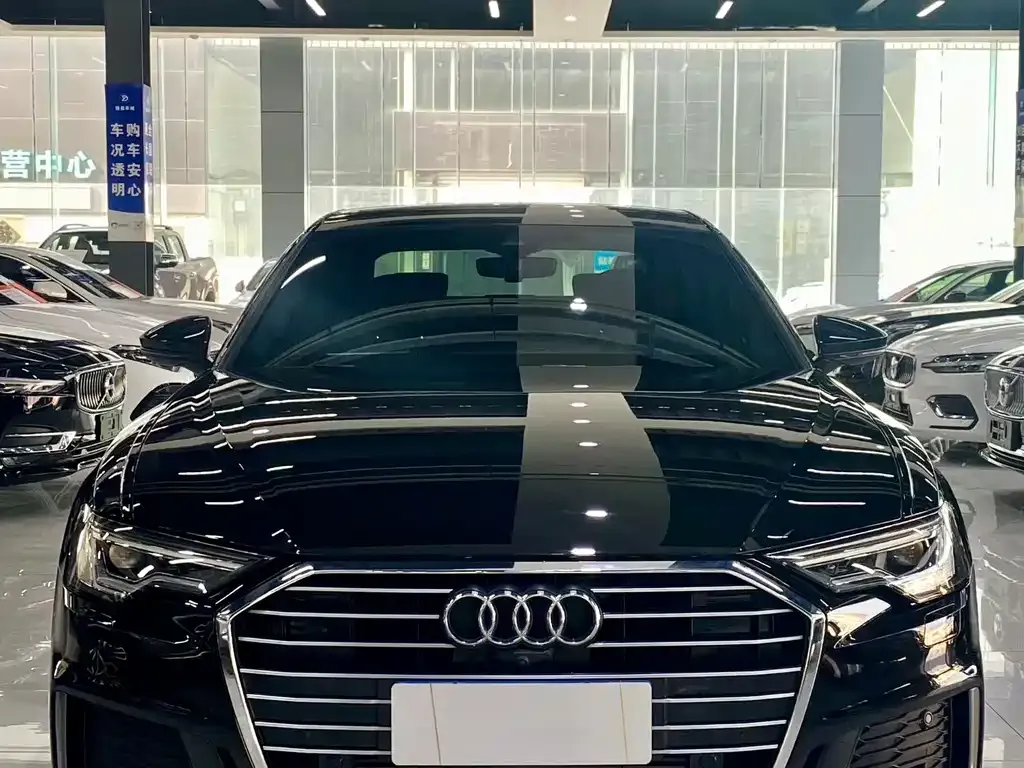 Audi A6L 2022 из CN, фото 6