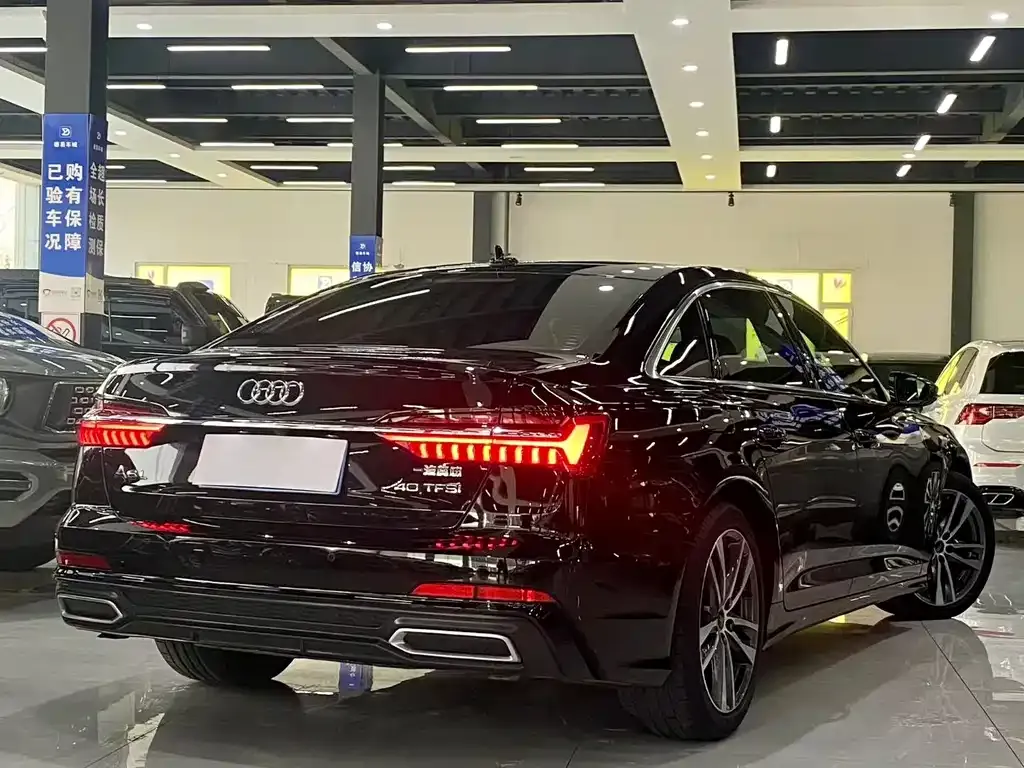 Audi A6L 2022 из CN, фото 9