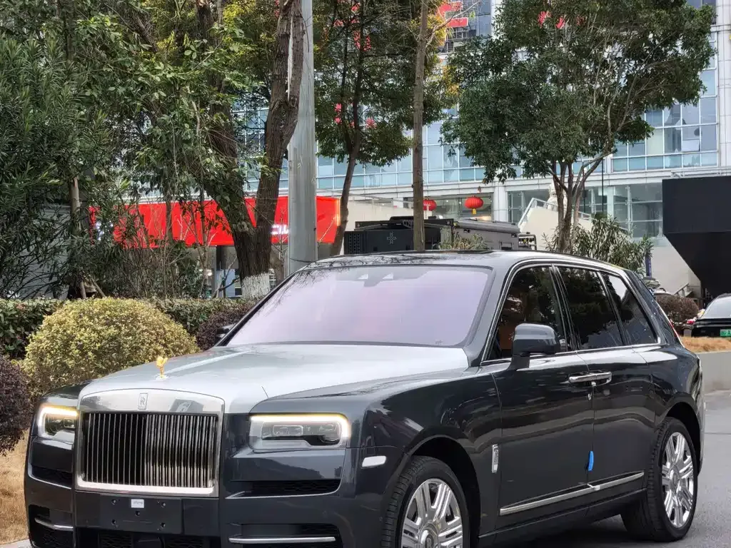 Rolls-Royce Cullinan 2023 из CN, фото 1