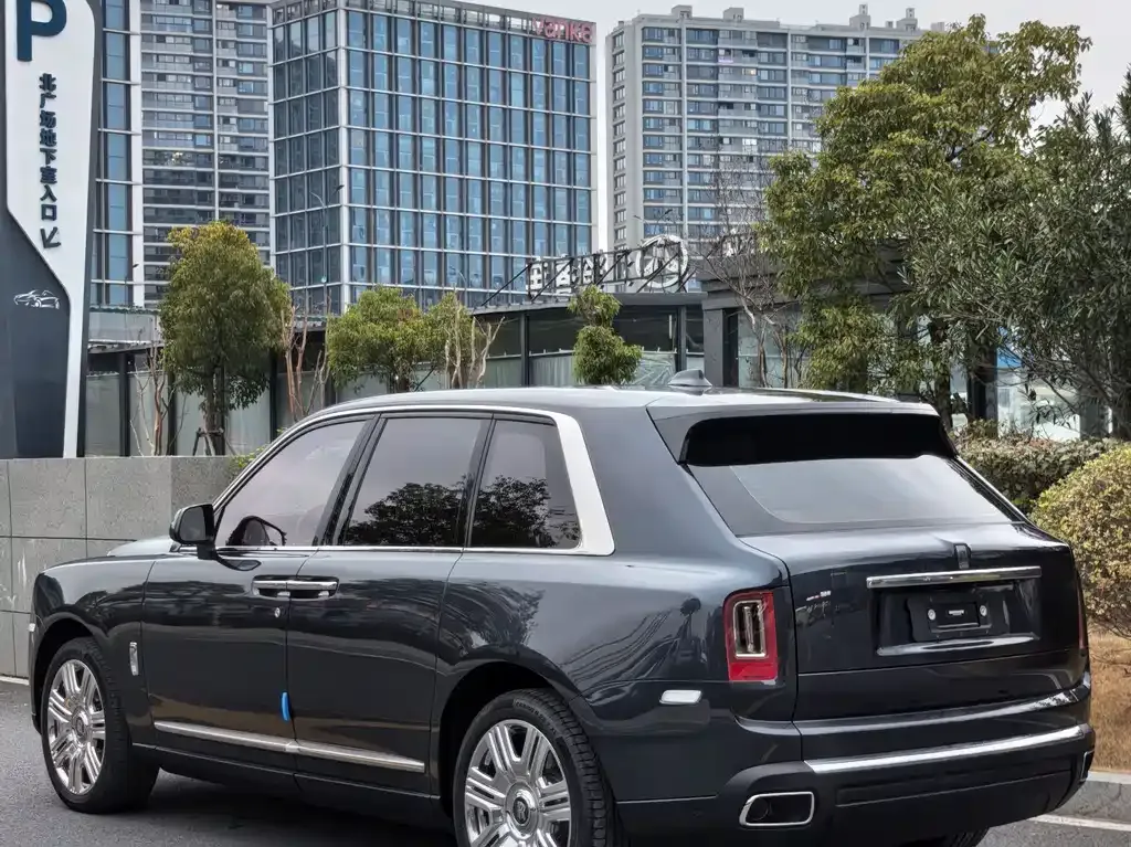 Rolls-Royce Cullinan 2023 из CN, фото 5