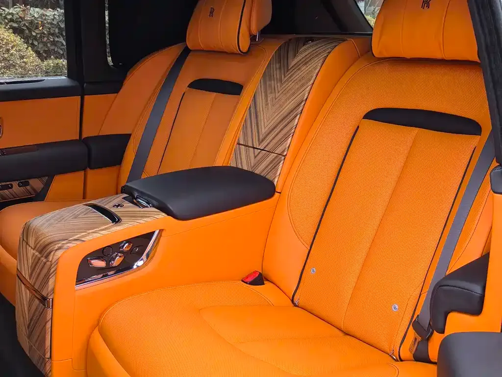 Rolls-Royce Cullinan 2023 из CN, фото 3
