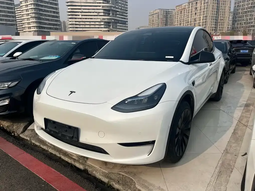 Tesla Model Y 2024 из CN, фото 1