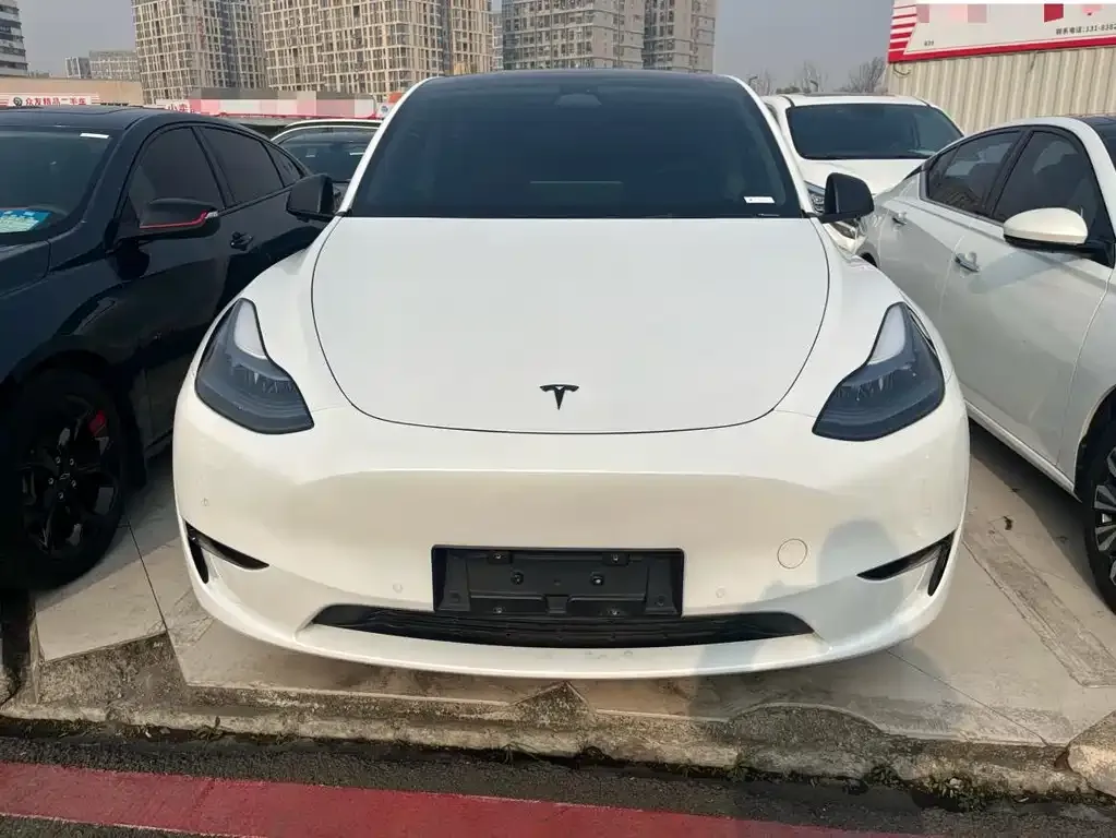 Tesla Model Y 2024 из CN, фото 10