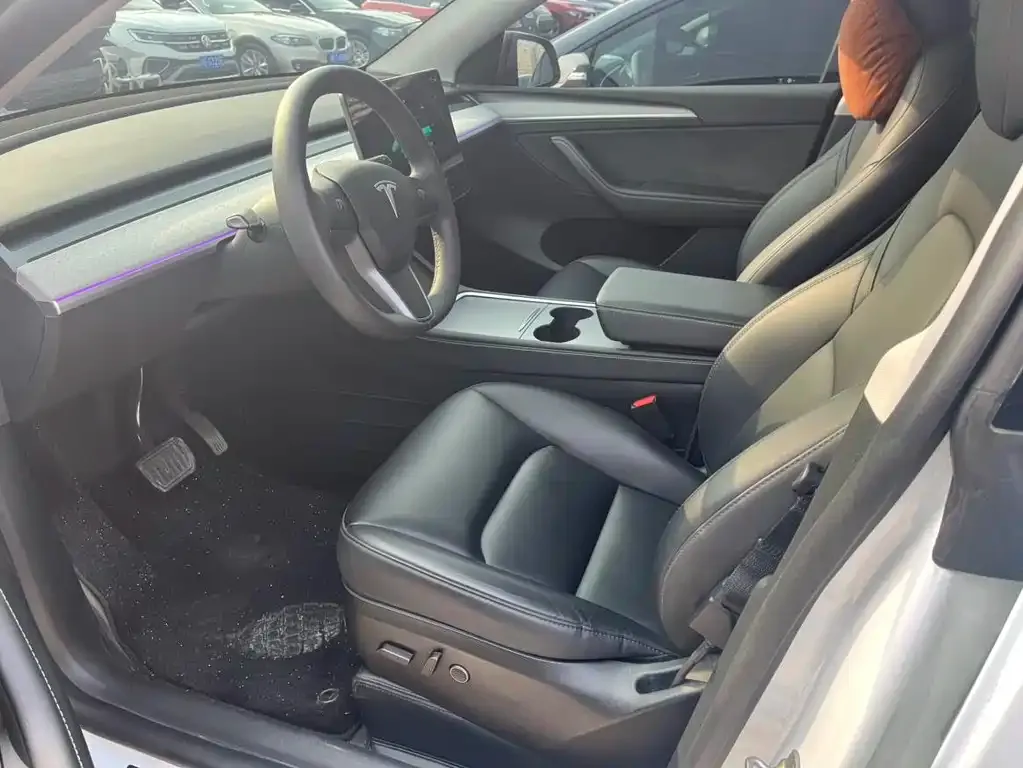 Tesla Model Y 2024 из CN, фото 8