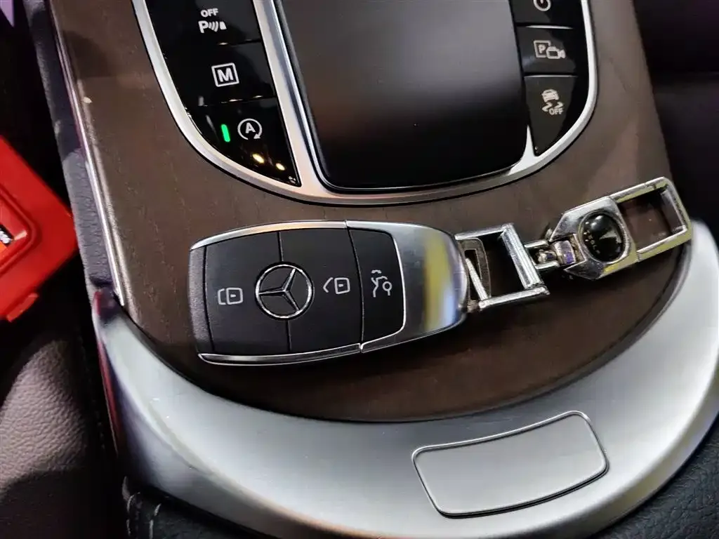Mercedes-Benz GLC 2022 из CN, фото 2
