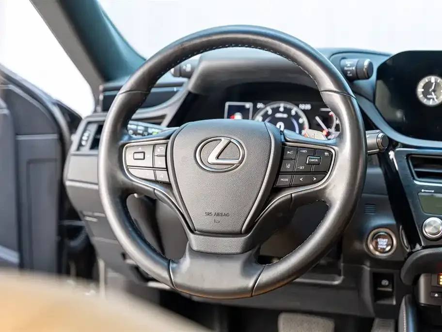 Lexus ES 2022 из CN, фото 2