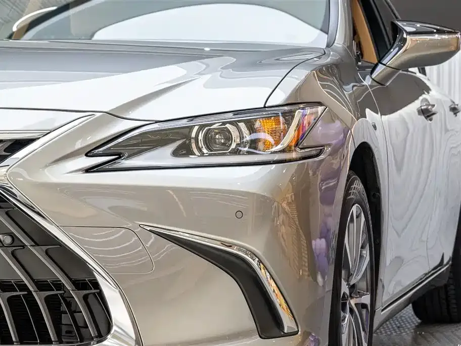 Lexus ES 2022 из CN, фото 10