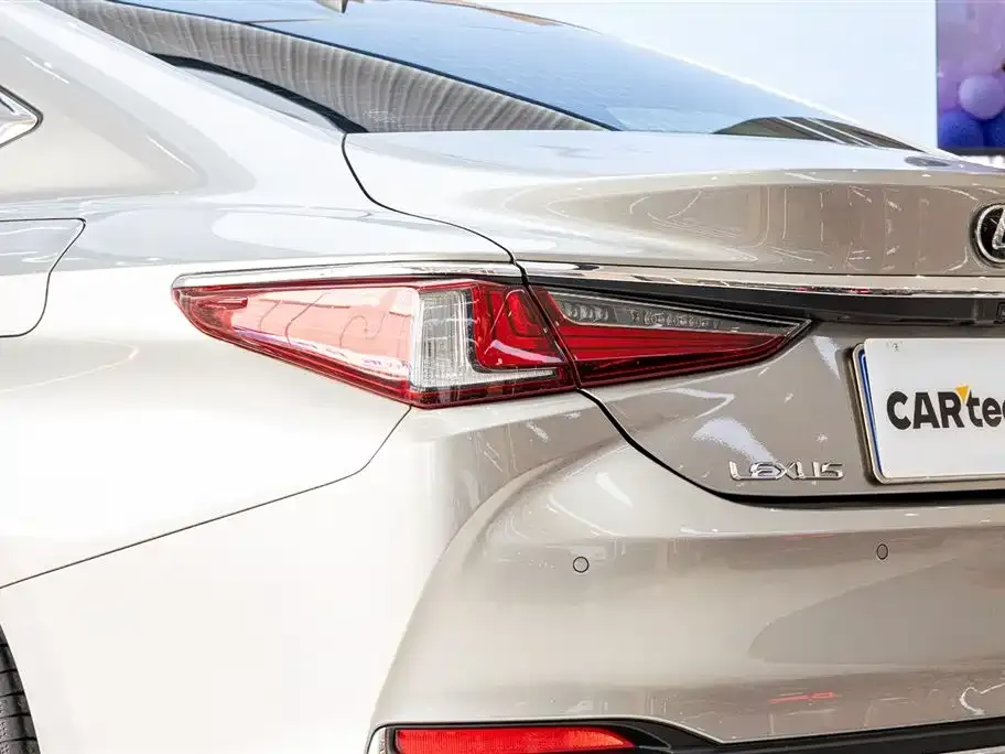 Lexus ES 2022 из CN, фото 7