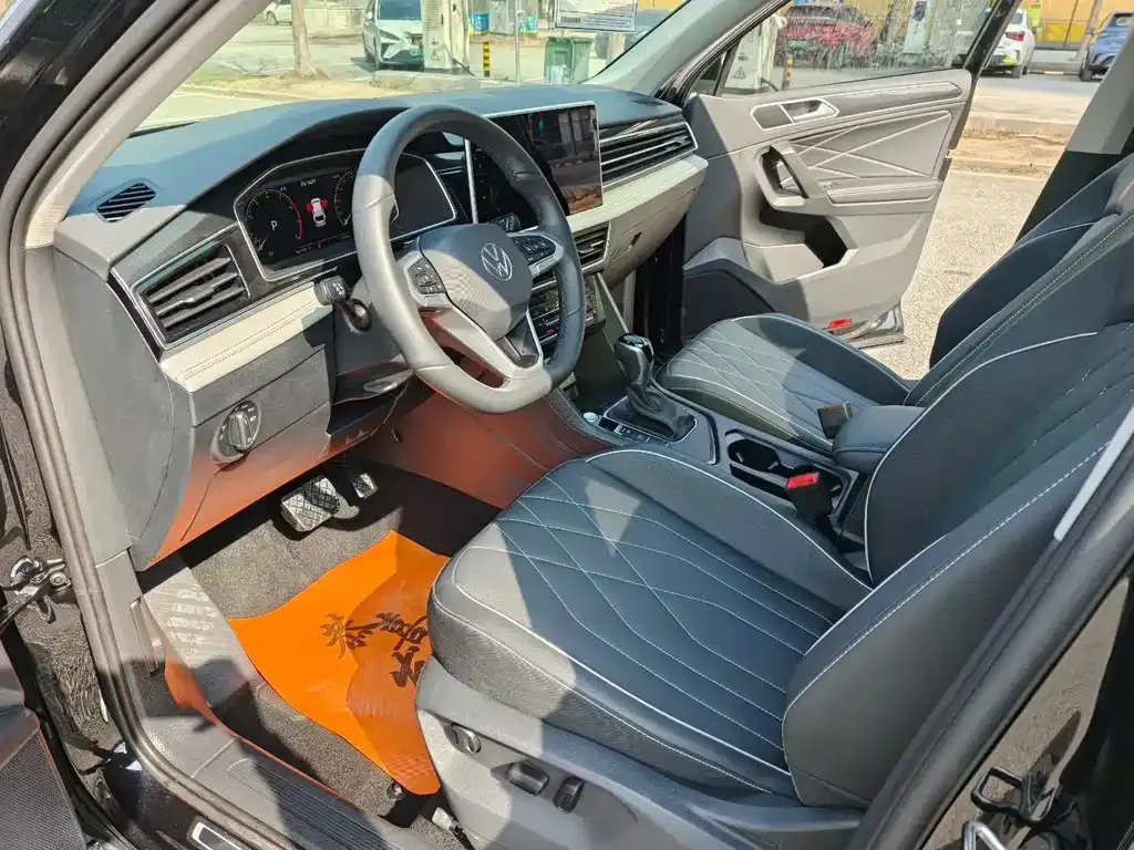 Volkswagen Tiguan L 2025 из CN, фото 3