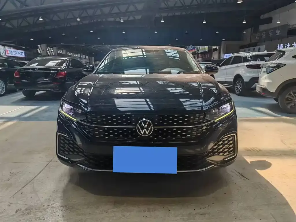 Volkswagen Passat 2022 из CN, фото 3