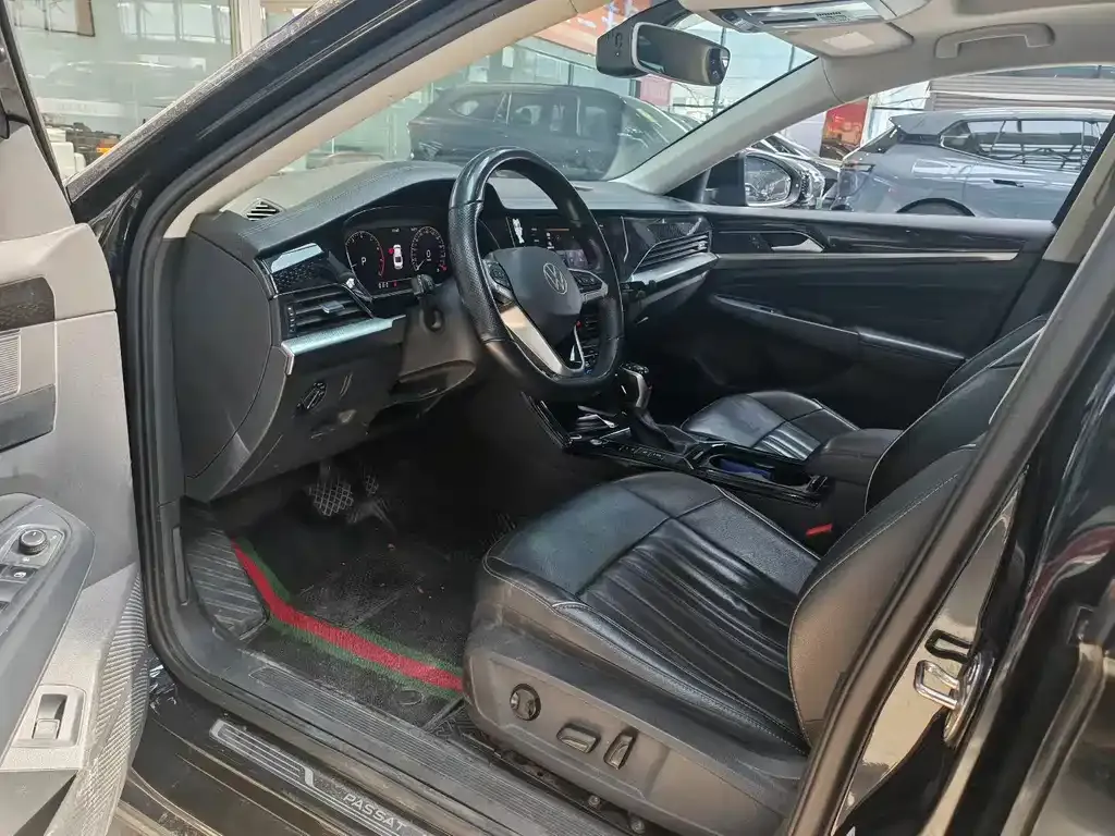 Volkswagen Passat 2022 из CN, фото 8