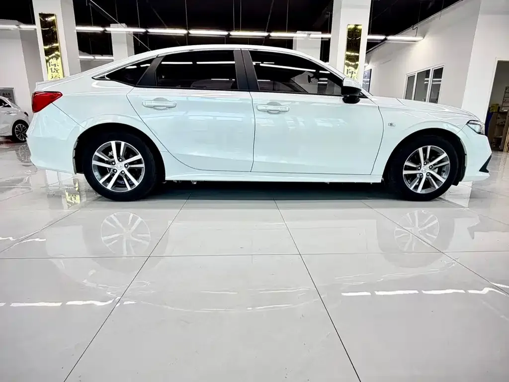 Honda Civic 2022 из CN, фото 4