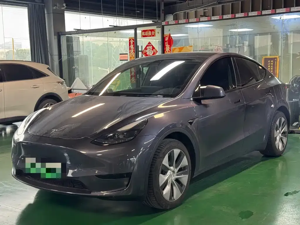 Tesla Model Y 2023 из CN, фото 1