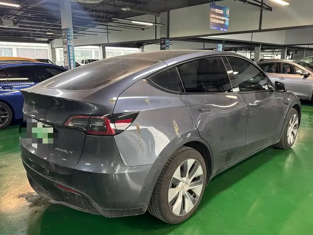 Tesla Model Y 2023 из CN, фото 10