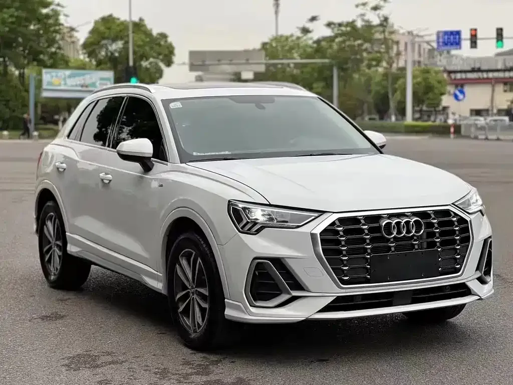 Audi Q3 2021 из CN, фото 8