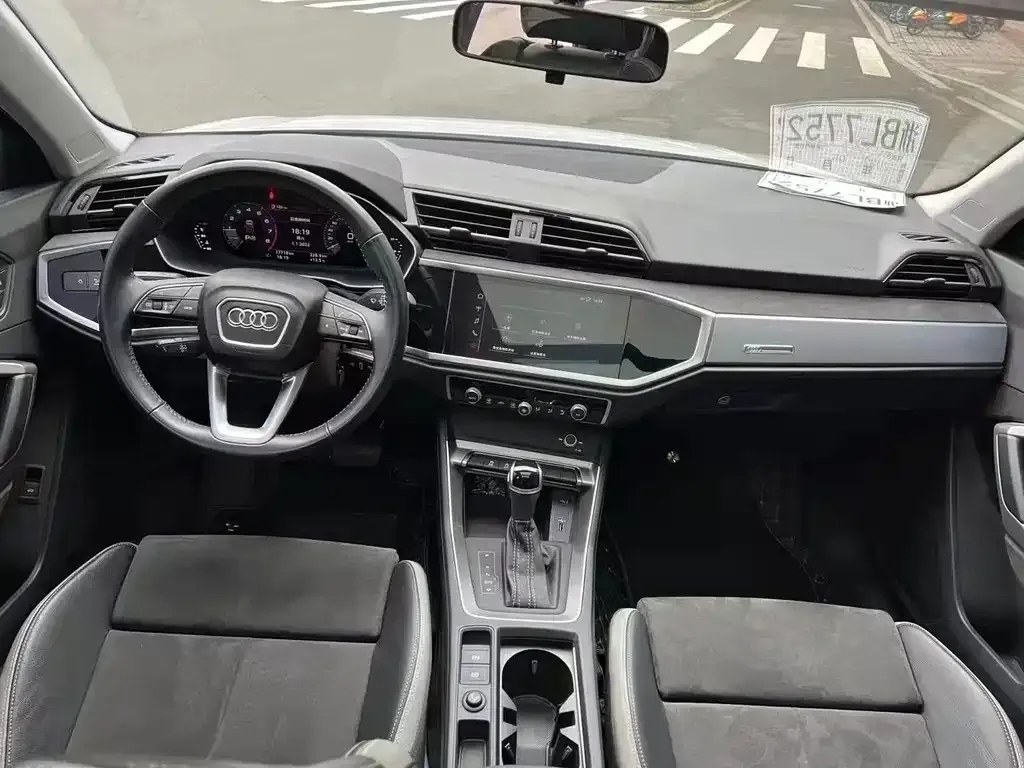 Audi Q3 2021 из CN, фото 2