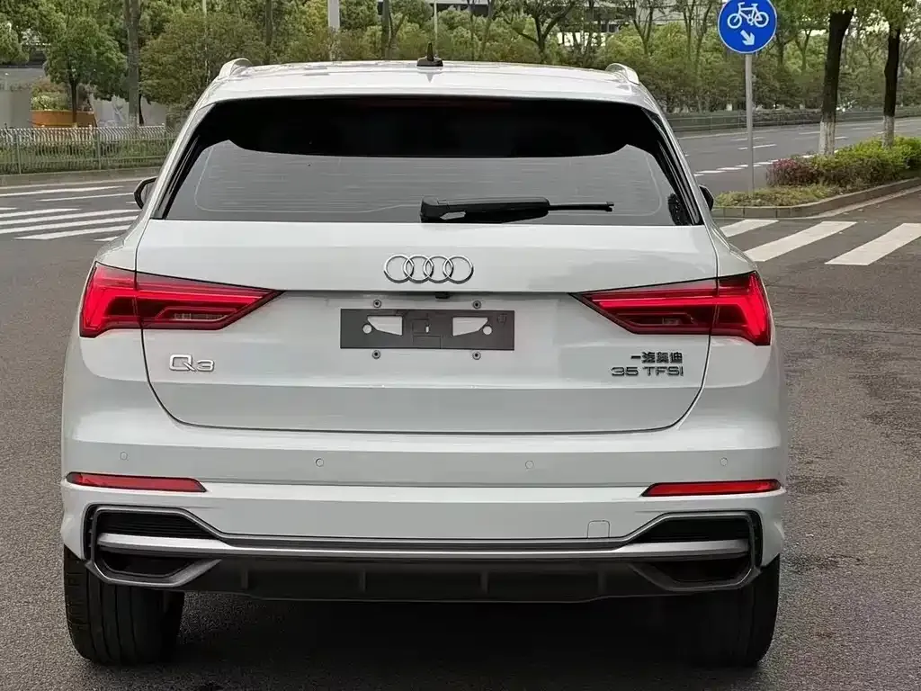 Audi Q3 2021 из CN, фото 7
