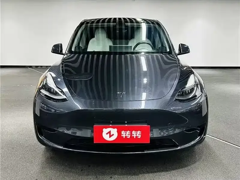 Tesla Model Y 2024 из CN, фото 5