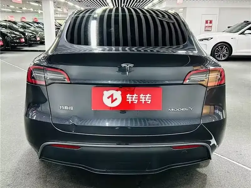 Tesla Model Y 2024 из CN, фото 9