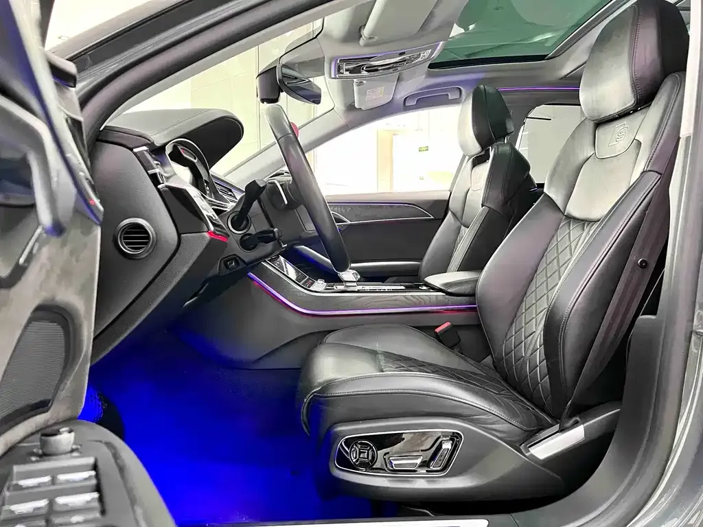Audi A8 2021 из CN, фото 3