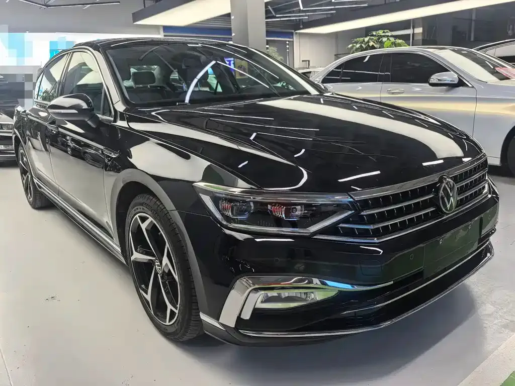 Volkswagen Magotan 2024 из CN, фото 3