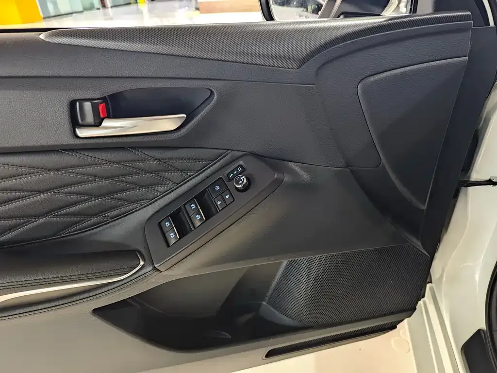 Toyota Avalon 2021 из CN, фото 6