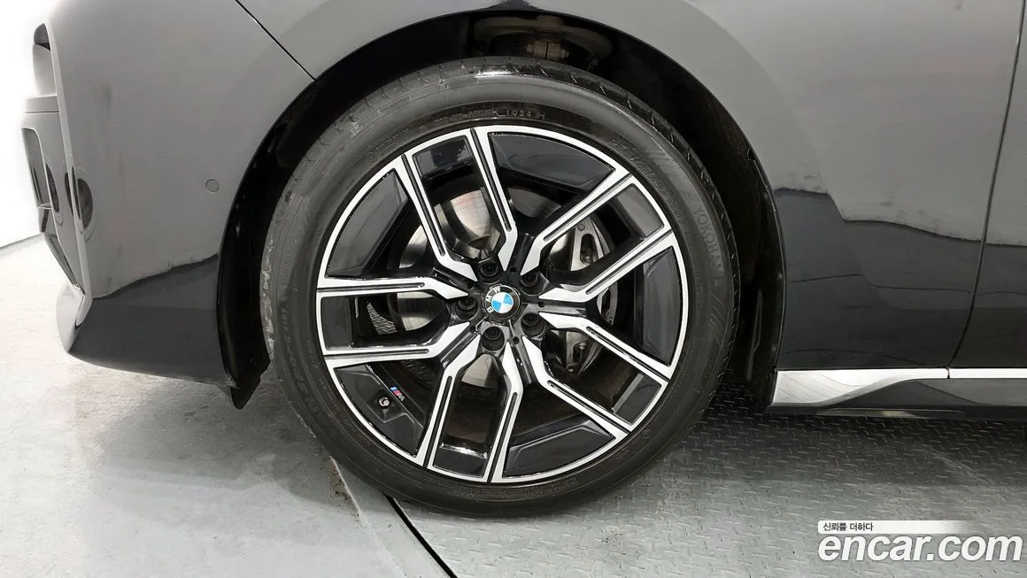 BMW 7-Series 2025 из KR, фото 8