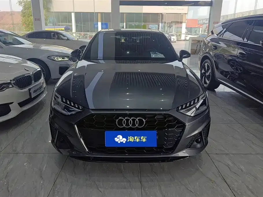 Audi A4L 2024 из CN, фото 2