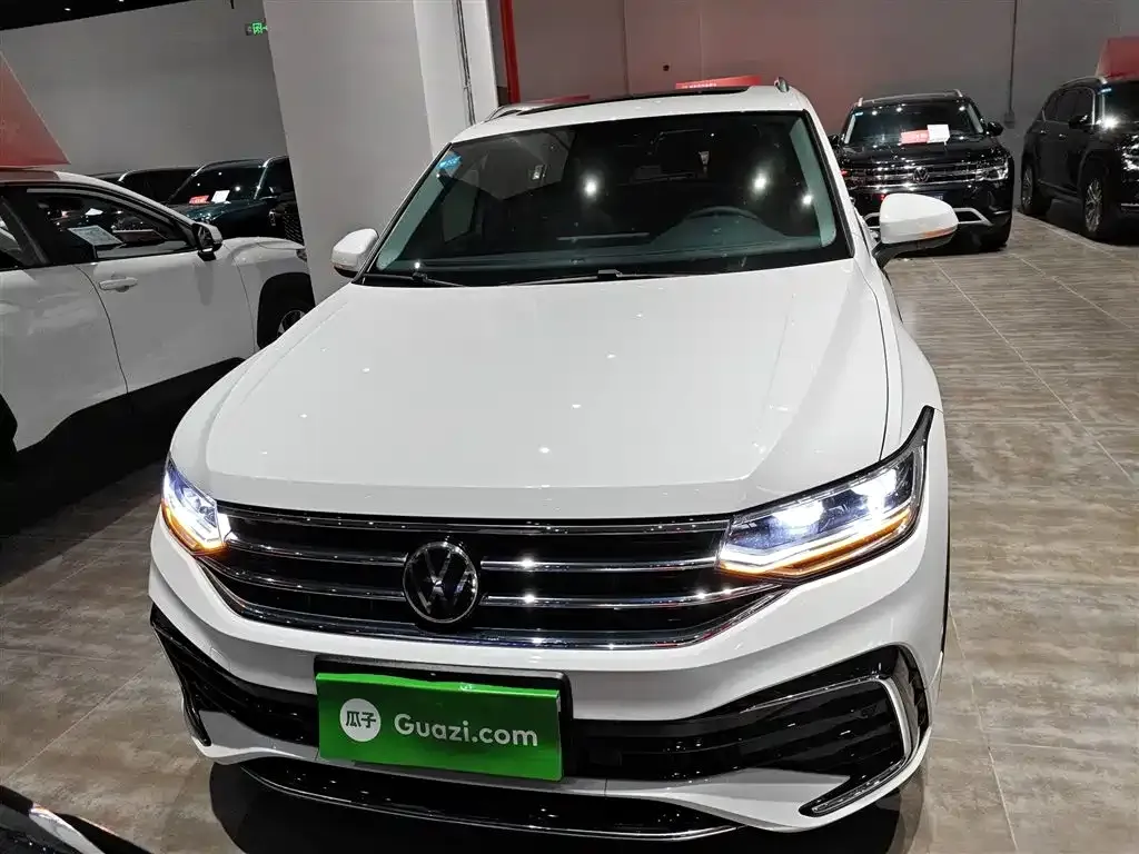 Volkswagen Tiguan L 2023 из CN, фото 6