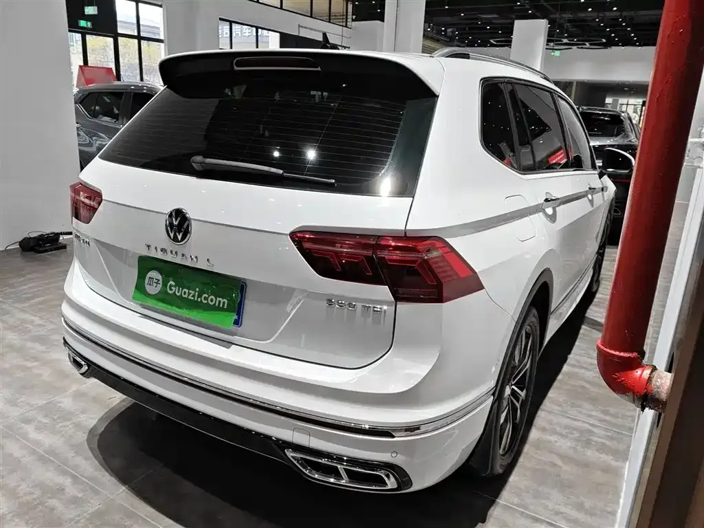 Volkswagen Tiguan L 2023 из CN, фото 7