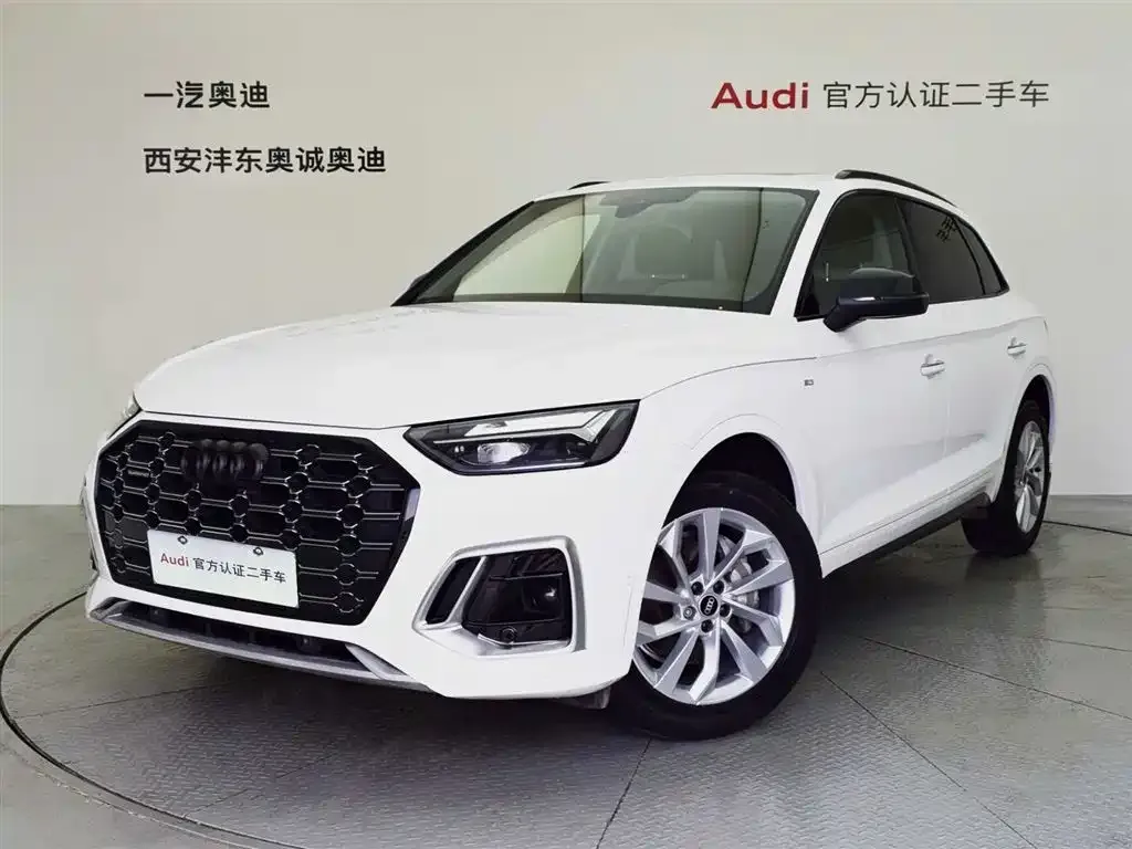 Audi Q5L 2021 из CN, фото 1