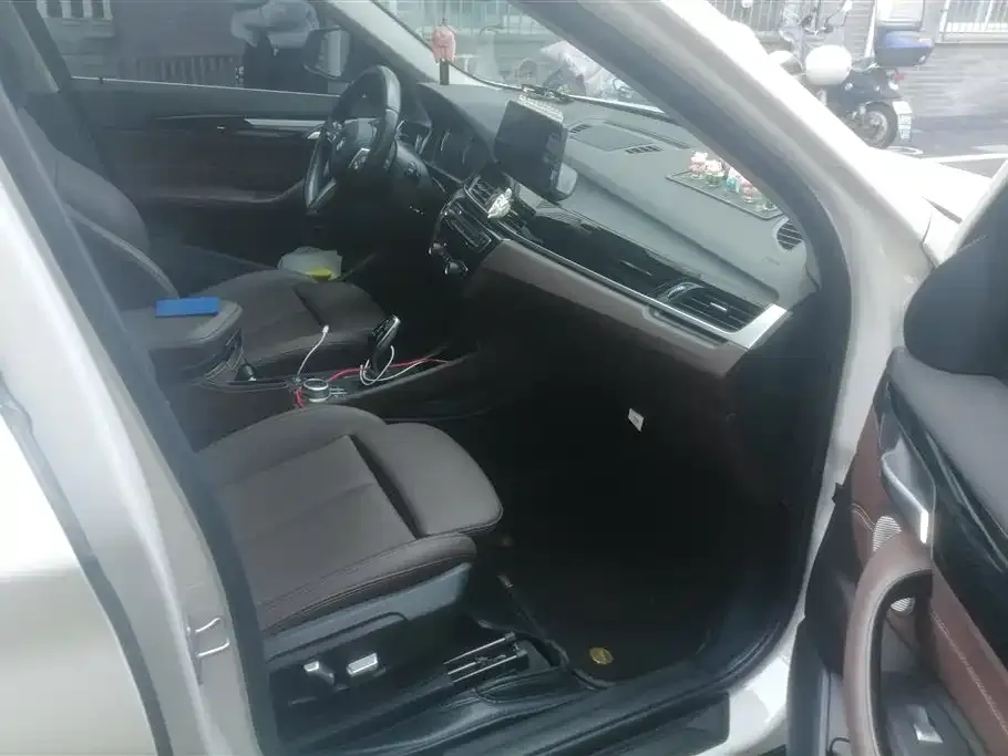 BMW X1 2022 из CN, фото 8