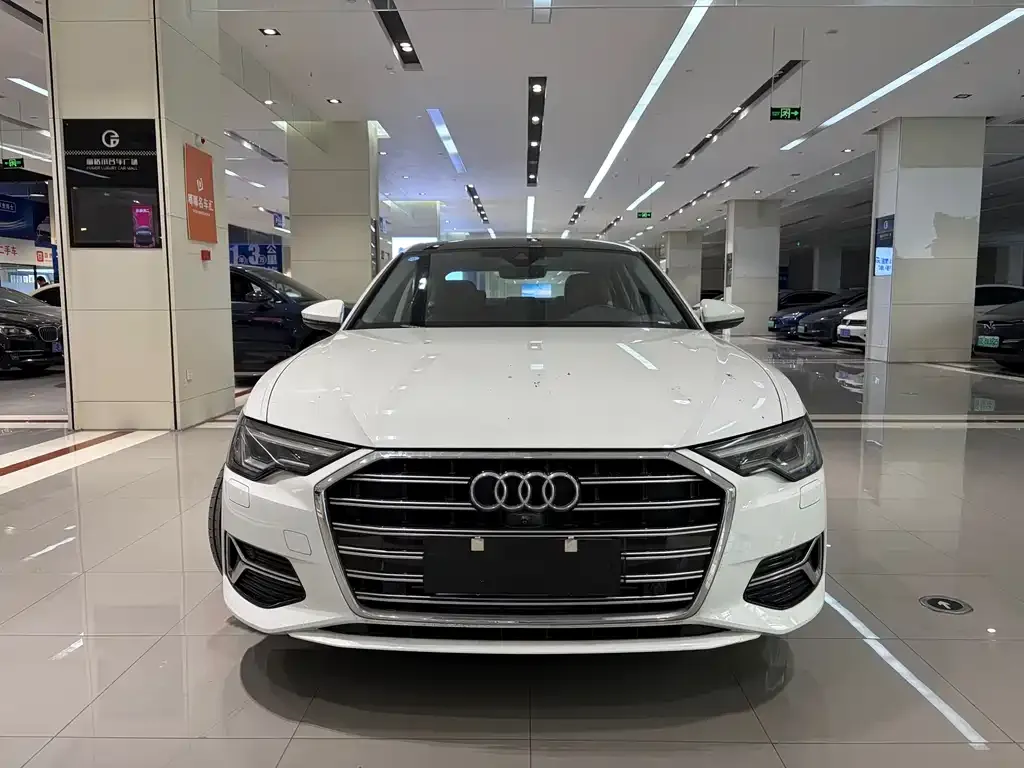 Audi A6L 2025 из CN, фото 7