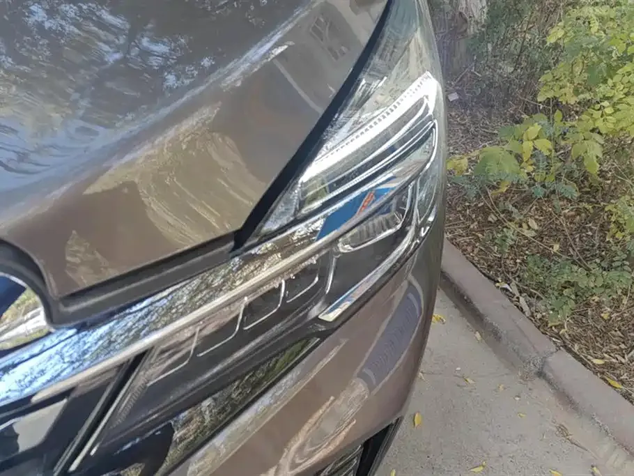 Buick GL8 2025 из CN, фото 3
