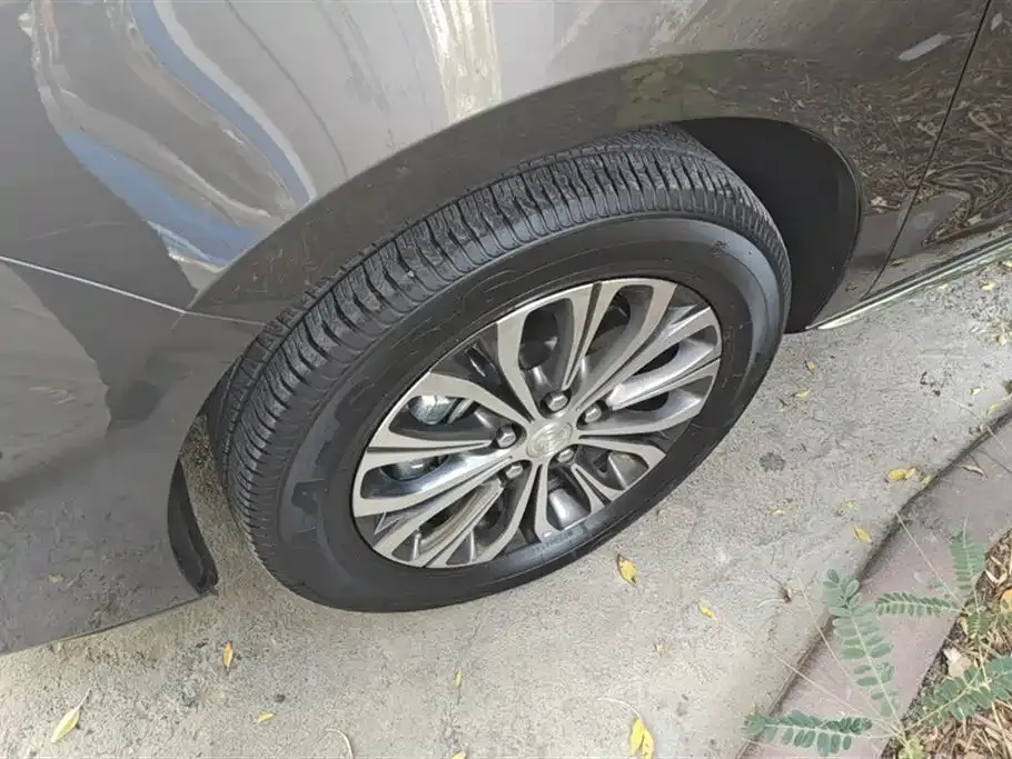 Buick GL8 2025 из CN, фото 7