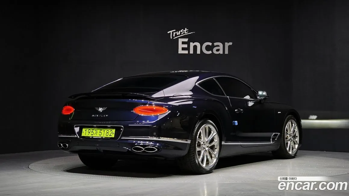 Bentley Continental 2023 из KR, фото 3