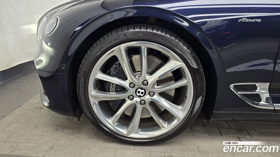 Bentley Continental 2023 из KR, фото 7