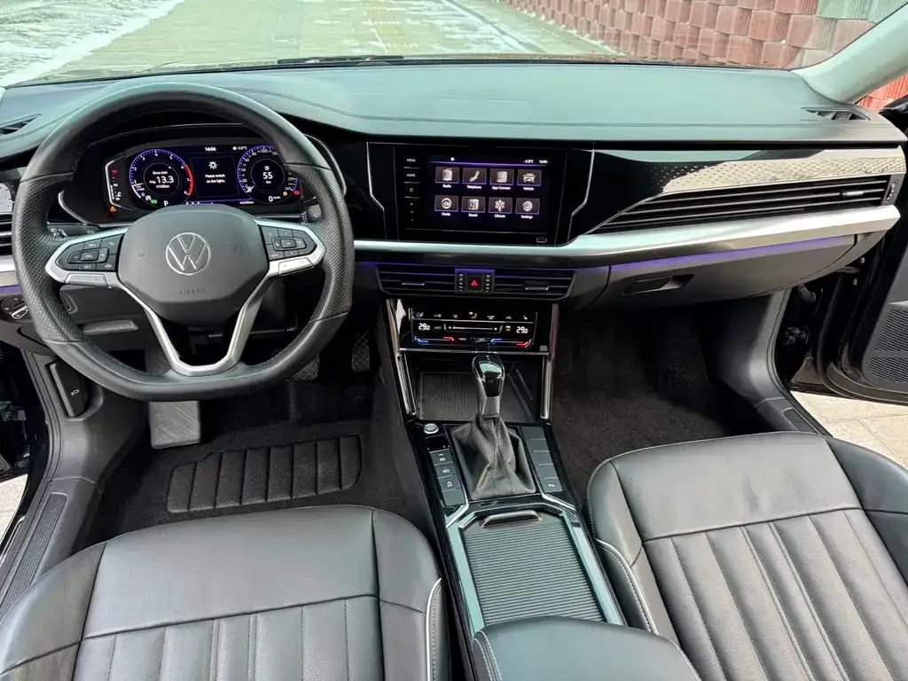 Volkswagen Passat 2022 из CN, фото 3