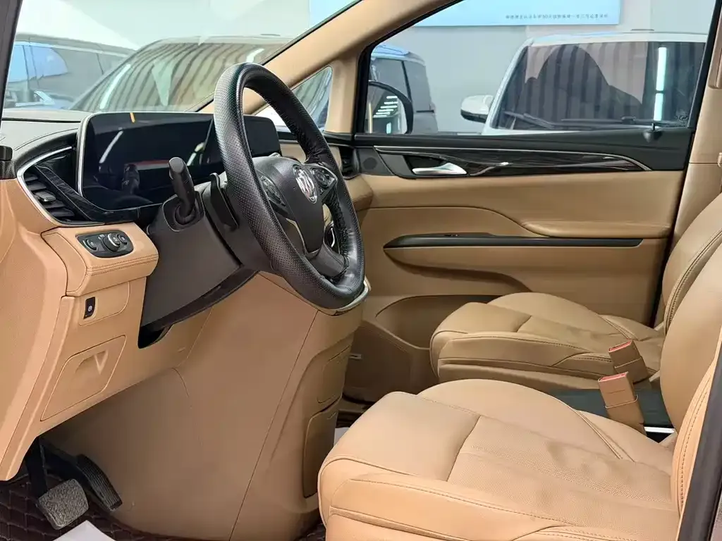 Buick GL8 2021 из CN, фото 7