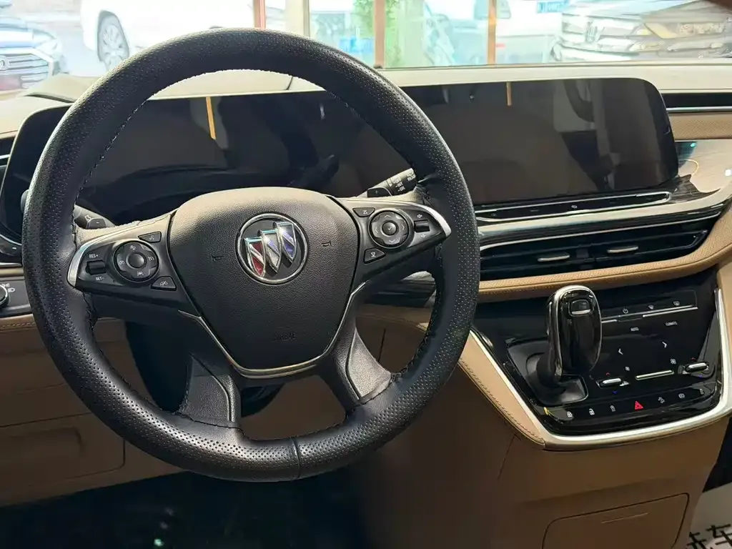 Buick GL8 2021 из CN, фото 2