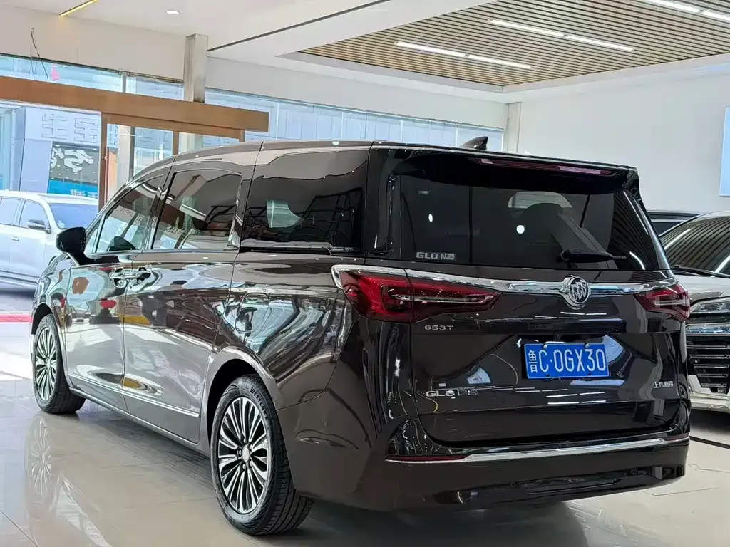 Buick GL8 2021 из CN, фото 4