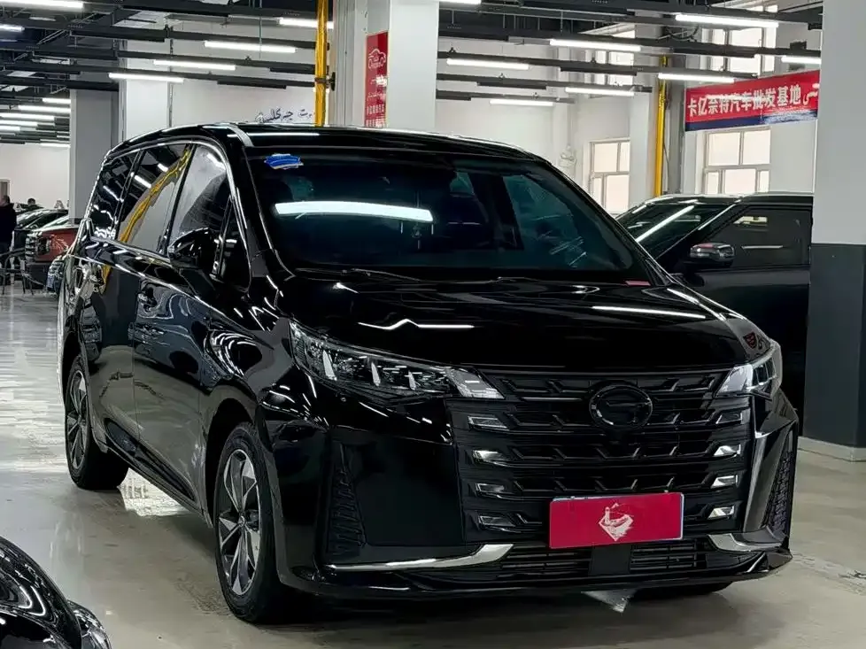 GAC Motor Trumpchi M6 — фото 1
