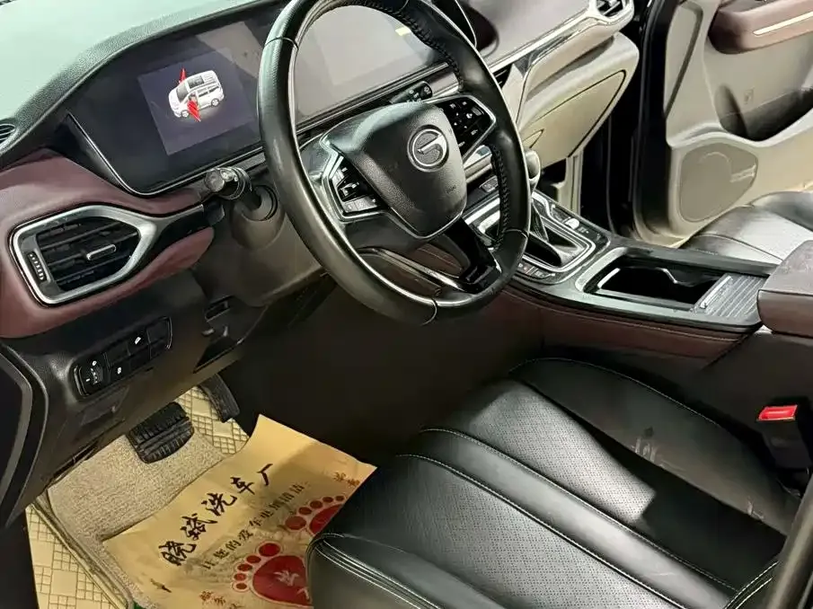 GAC Motor Trumpchi M6 — фото 2