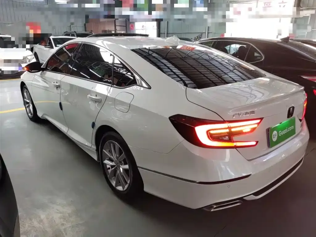 Honda Accord 2023 из CN, фото 4