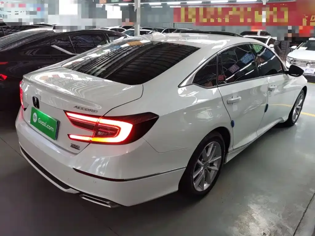 Honda Accord 2023 из CN, фото 2